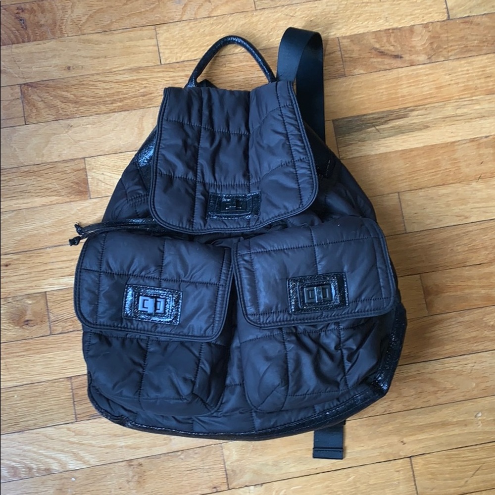 pre owned.. lightly used.. steve madden backpack